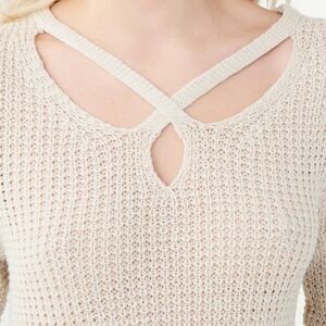 Aeropostale Criss Cross Keyhole Neck Cream Color Sweater Size S